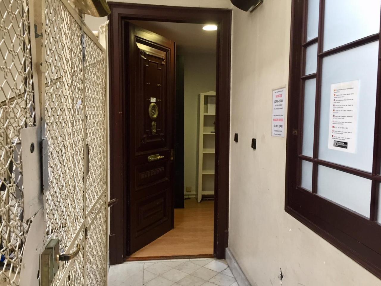 Gaudi Residence バルセロナ エクステリア 写真